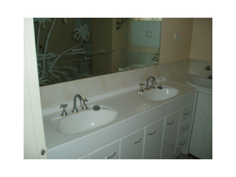 26/ 29 HEARD WAY, Glendalough WA 6016