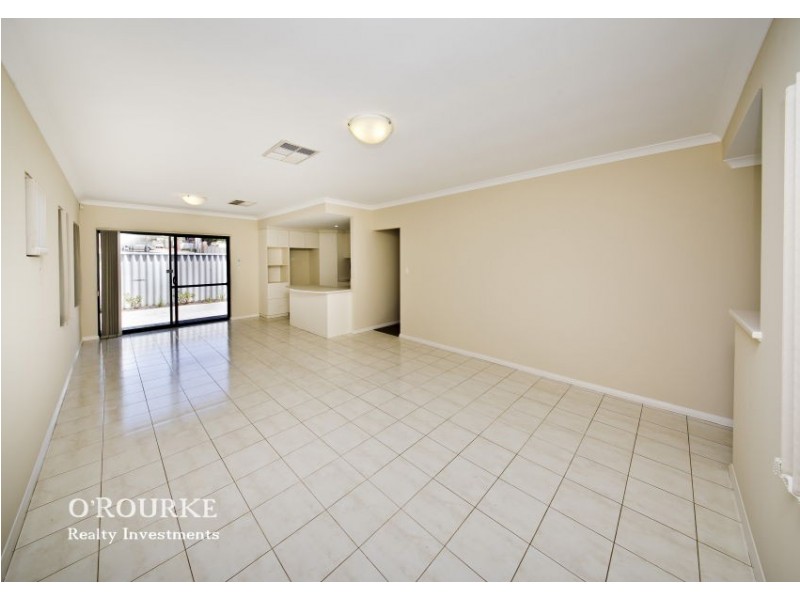 2/143 Ravenscar Street, Doubleview WA 6018