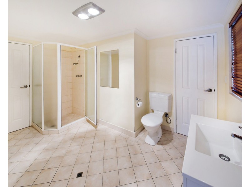 220 Huntriss Road, Innaloo WA 6018