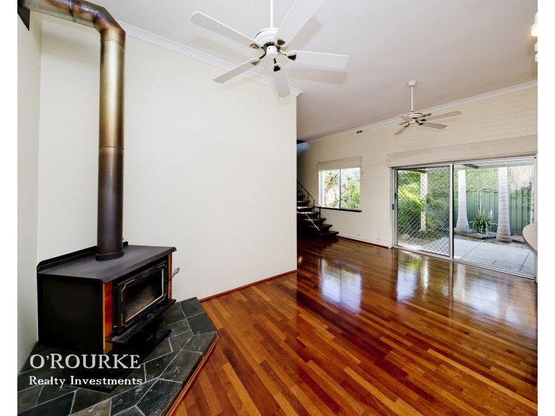 249 Grand Promenade, Doubleview WA 6018