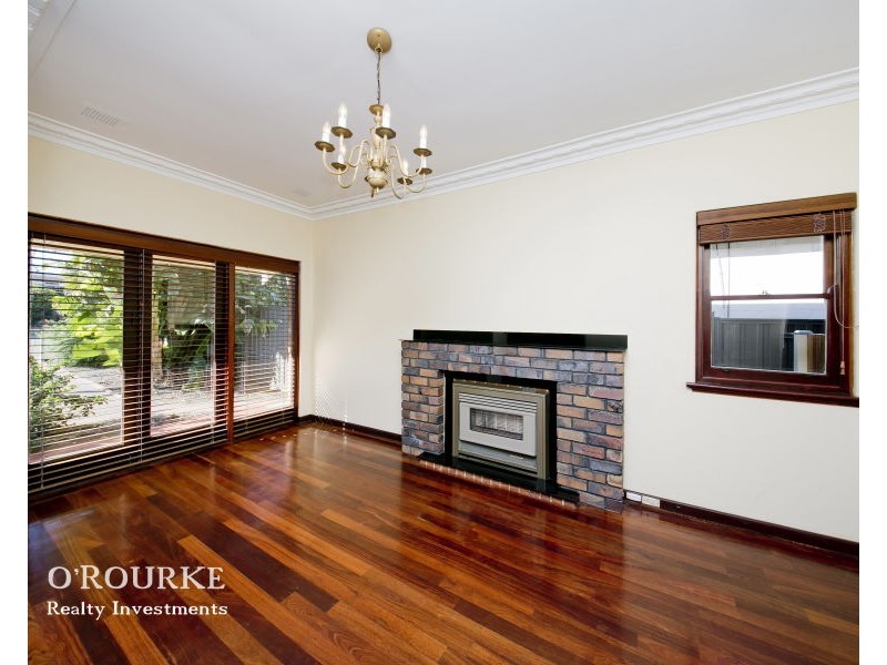 249 Grand Promenade, Doubleview WA 6018