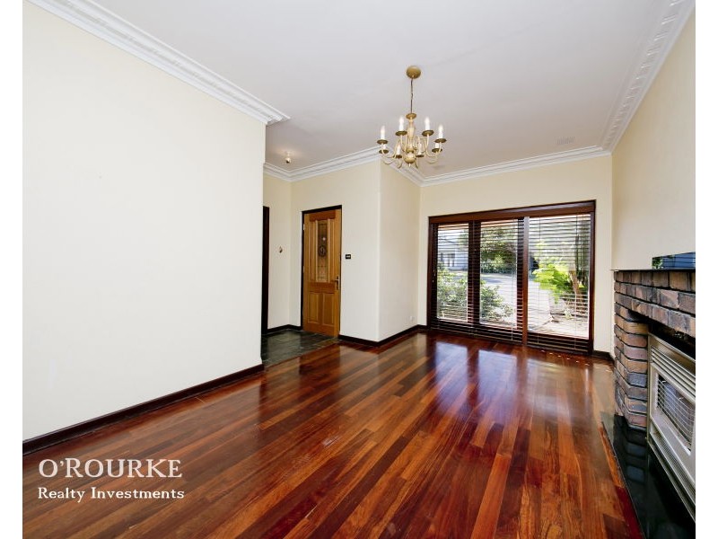 249 Grand Promenade, Doubleview WA 6018