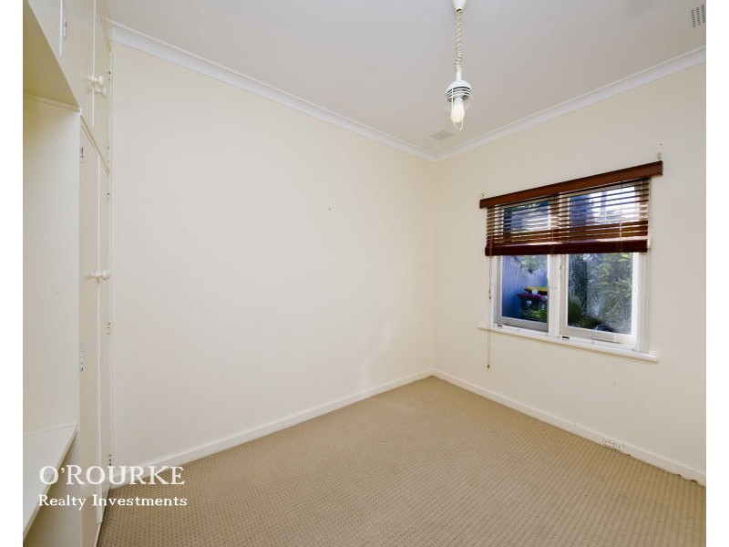 249 Grand Promenade, Doubleview WA 6018