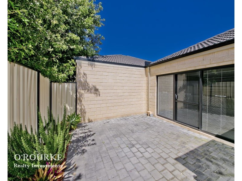 9C Donar Street, Innaloo WA 6018