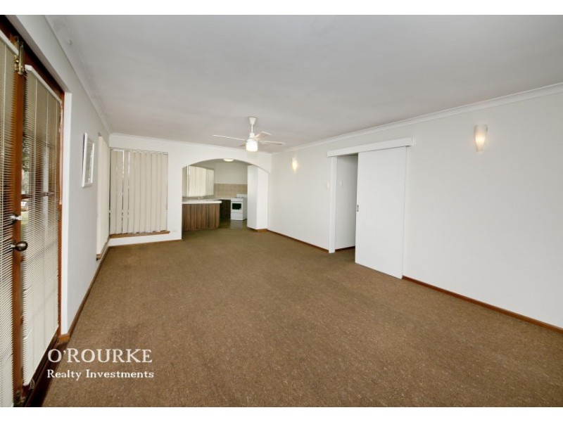 9a Belhus Drive, Trigg WA 6029