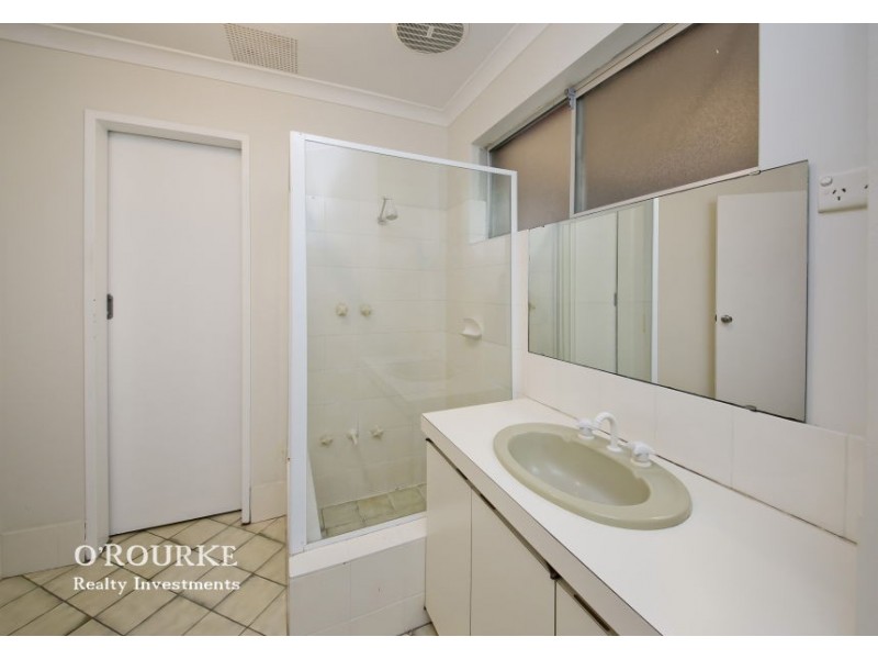 9a Belhus Drive, Trigg WA 6029