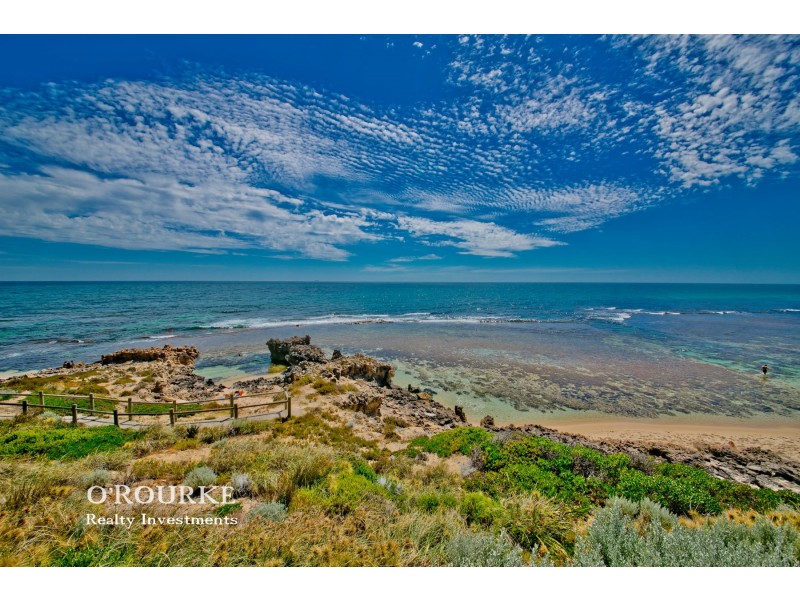 9a Belhus Drive, Trigg WA 6029