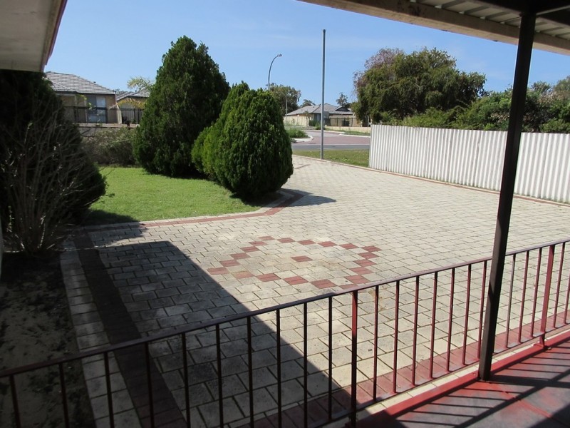 5 Pannell Way, Girrawheen WA 6064