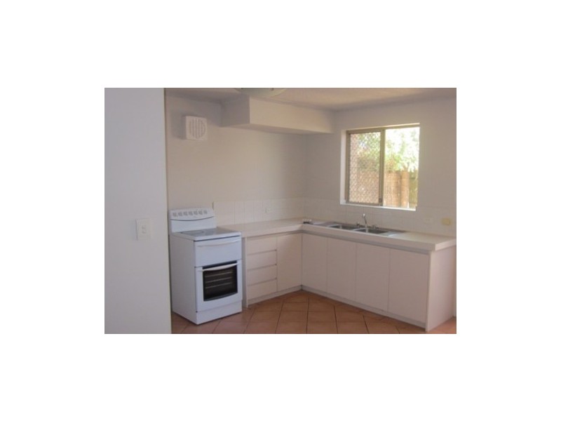 15/17 Cayley Street, Glendalough WA 6016