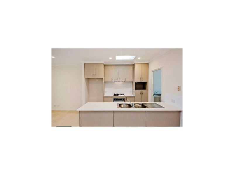 30A Laurence Rd, Innaloo WA 6018