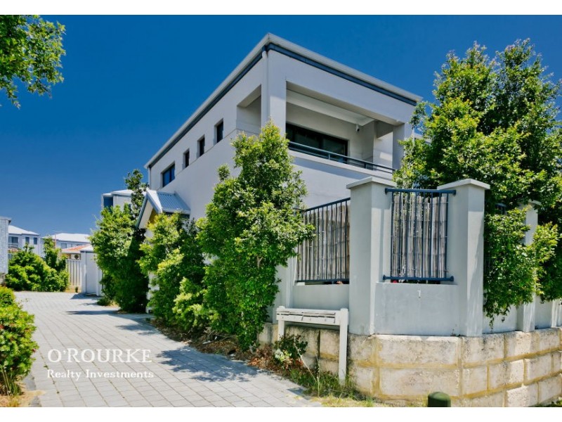 1a Bowra Avenue, Woodlands WA 6018