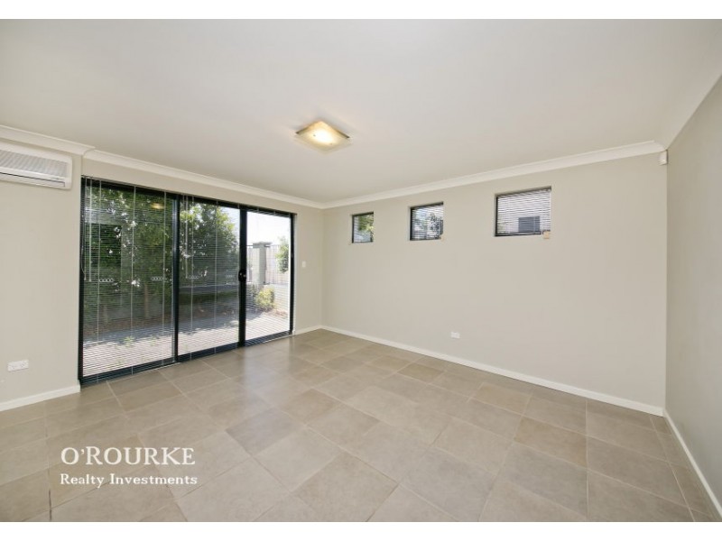 1a Bowra Avenue, Woodlands WA 6018
