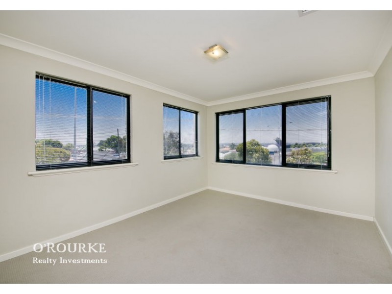 1a Bowra Avenue, Woodlands WA 6018