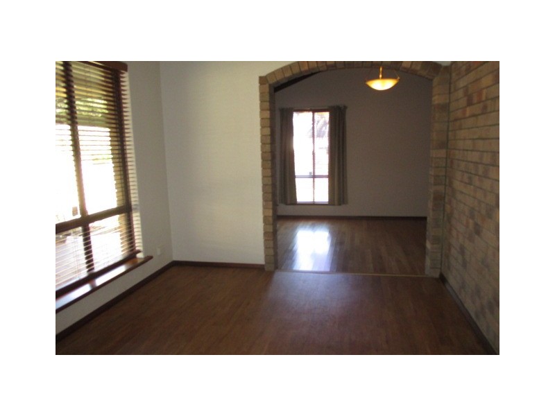 8 Brechin Court, Duncraig WA 6023