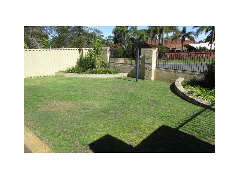 8 Brechin Court, Duncraig WA 6023