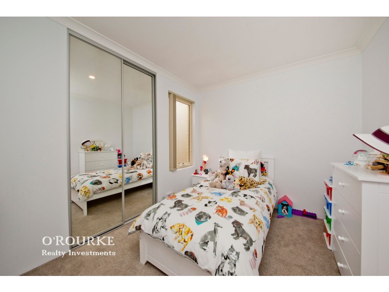 4/7 Hertha Road, Innaloo WA 6018