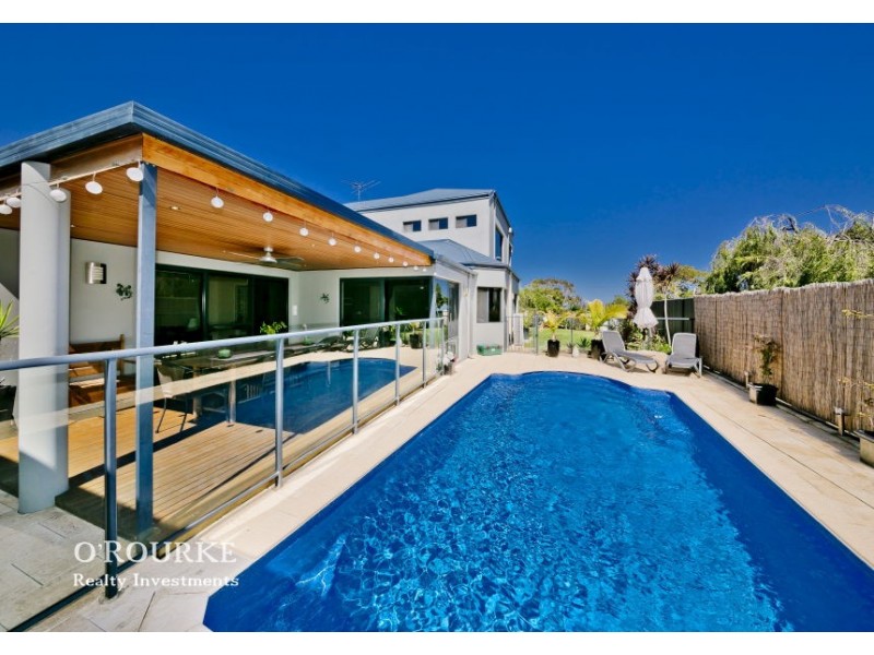 70 Grand Promenade, Karrinyup WA 6018