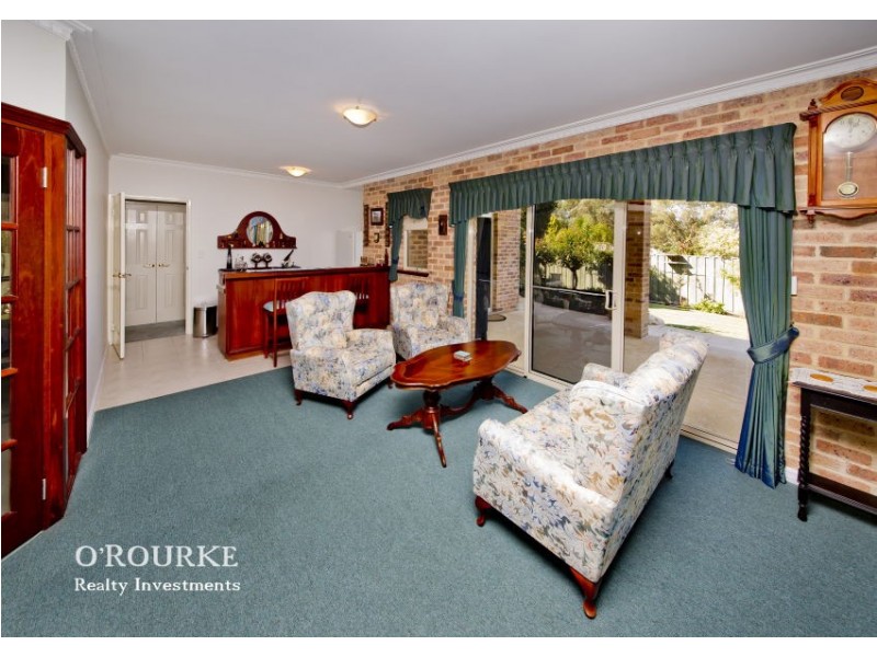 4 Raffan View, Gwelup WA 6018