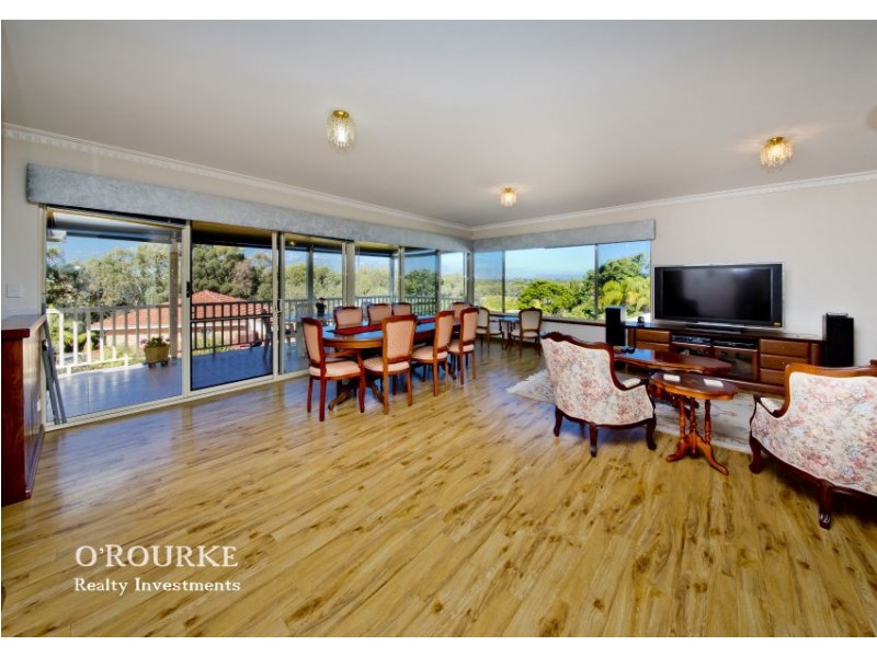 4 Raffan View, Gwelup WA 6018