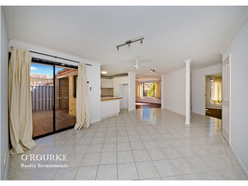 43D Barnes Street, Innaloo WA 6018