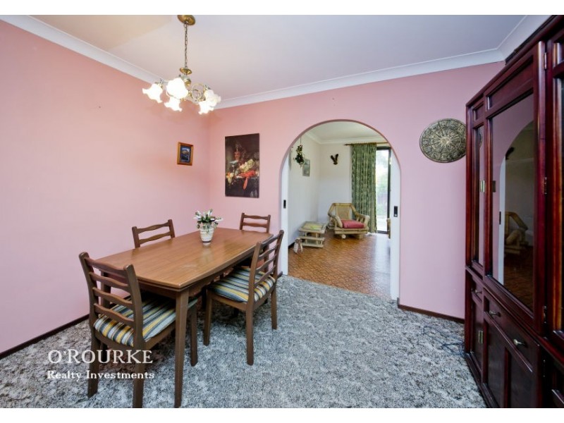 1 Combwich Court, Karrinyup WA 6018