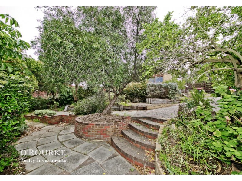 1 Combwich Court, Karrinyup WA 6018