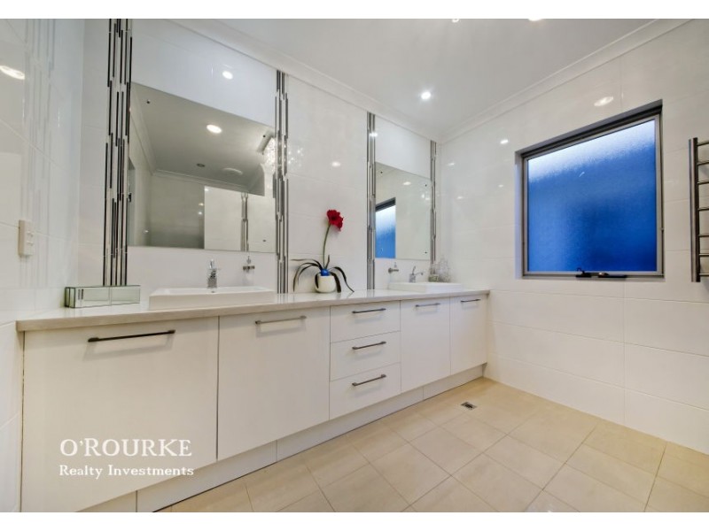 154 a Grand Promenade, Doubleview WA 6018