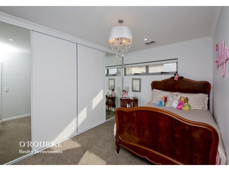 154 a Grand Promenade, Doubleview WA 6018
