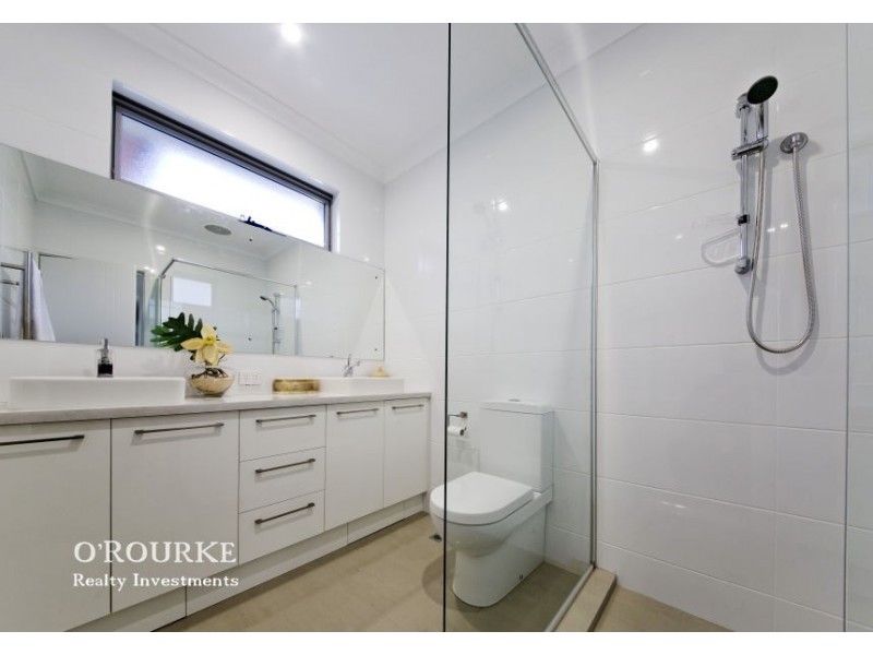 154 a Grand Promenade, Doubleview WA 6018