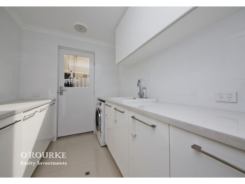 154 a Grand Promenade, Doubleview WA 6018