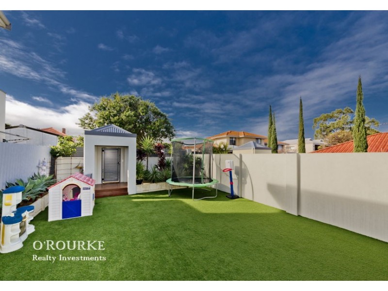 154 a Grand Promenade, Doubleview WA 6018