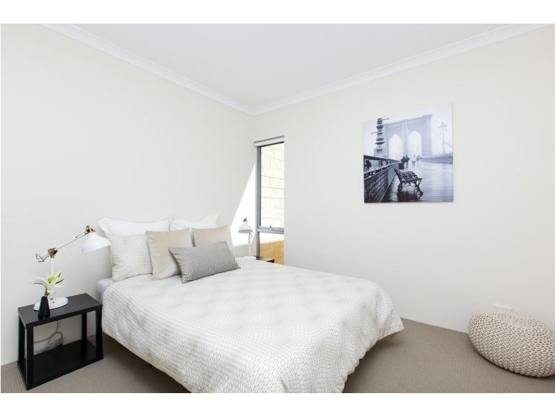 91 a Finchley Cres, Balga WA 6061