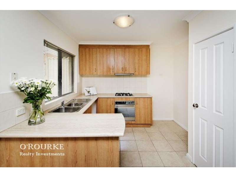 286b Huntriss Road, Doubleview WA 6018