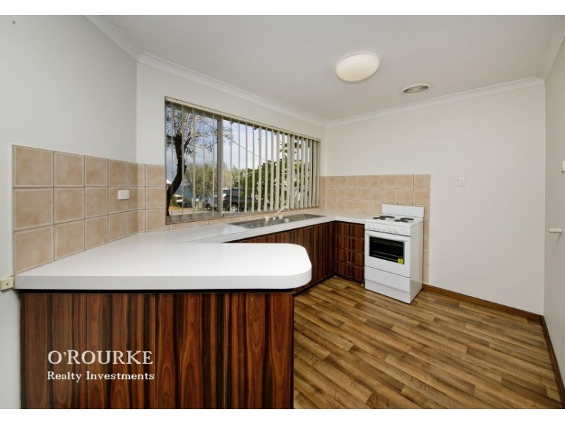 9 a Belhus Drive, Trigg WA 6029