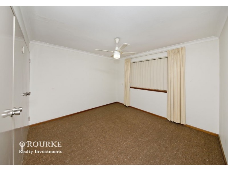 9 a Belhus Drive, Trigg WA 6029