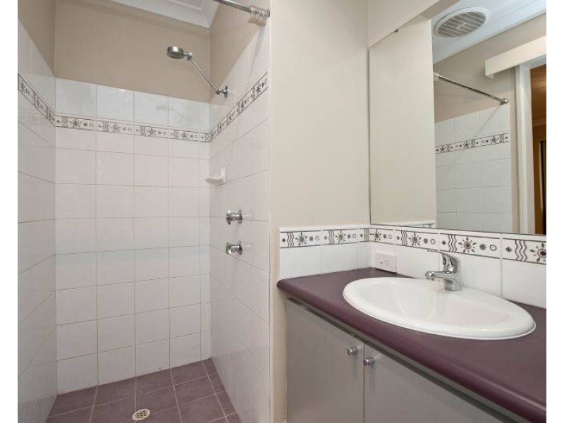 12a Bates Road, Innaloo WA 6018