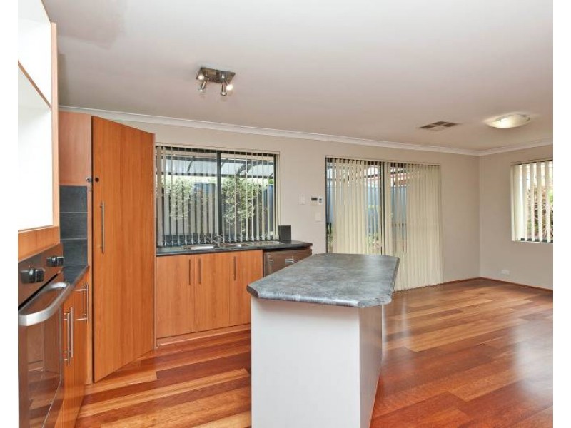 12a Bates Road, Innaloo WA 6018