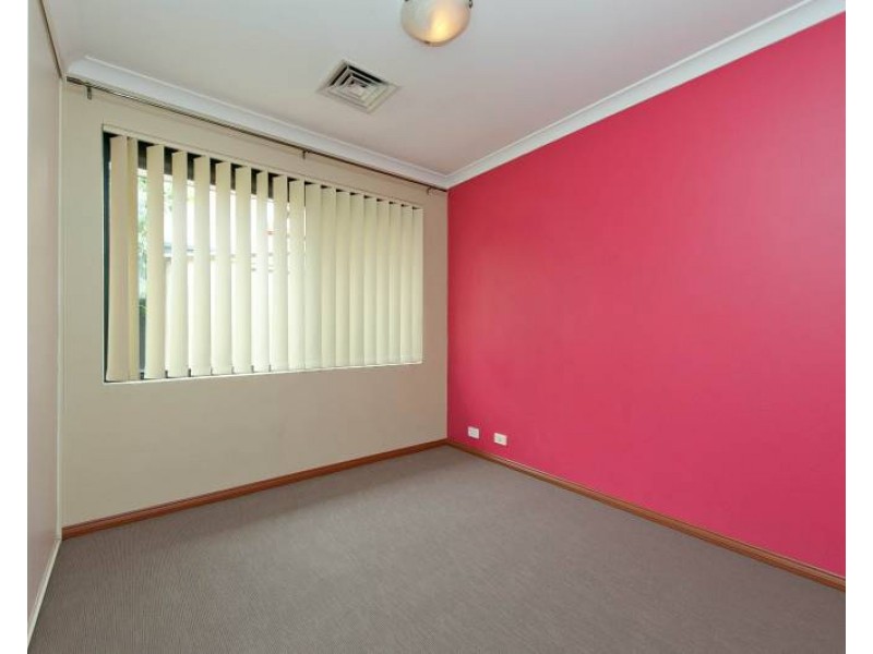 12a Bates Road, Innaloo WA 6018