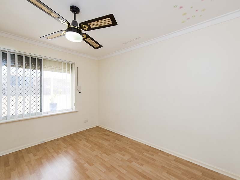 18 Wardle Road, Beaconsfield WA 6162