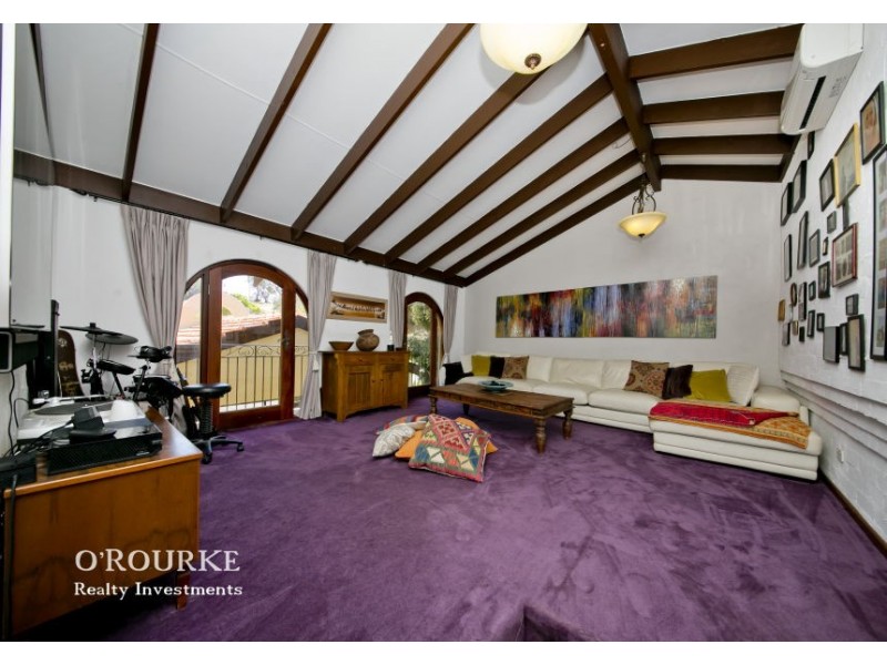 3 Kalari Drive, City Beach WA 6015