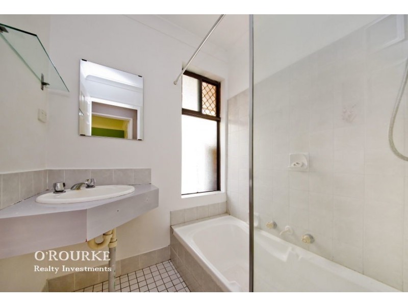 61 Adelaide Circle, Craigie WA 6025