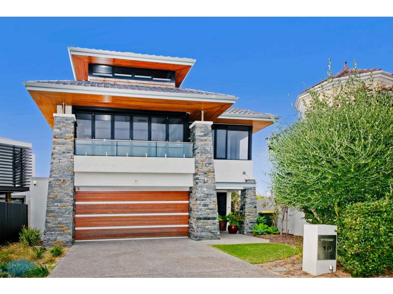 10 Abney Place, Trigg WA 6029