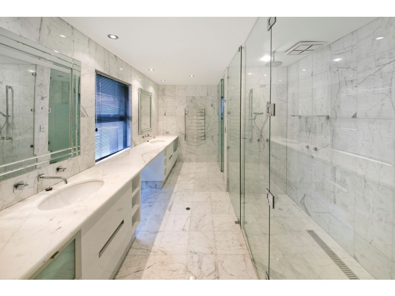 10 Abney Place, Trigg WA 6029