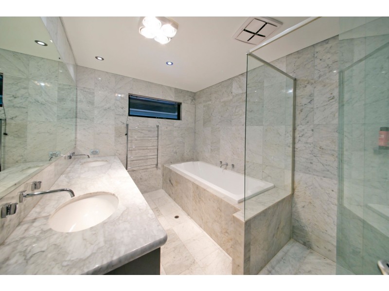 10 Abney Place, Trigg WA 6029