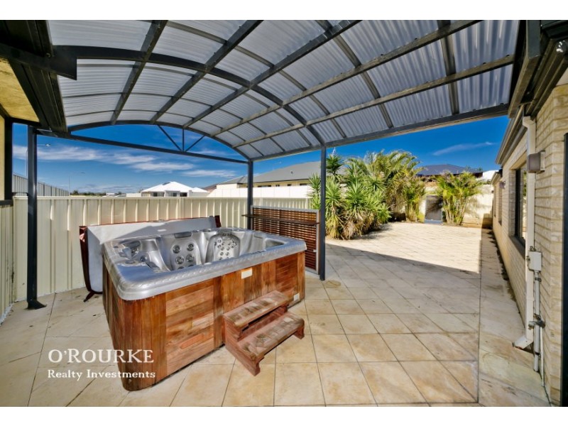 9 Higginsville Parade, Pearsall WA 6065