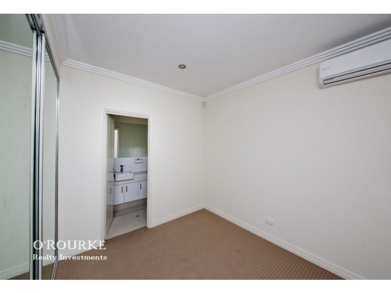 1/24 Farris Street, Innaloo WA 6018