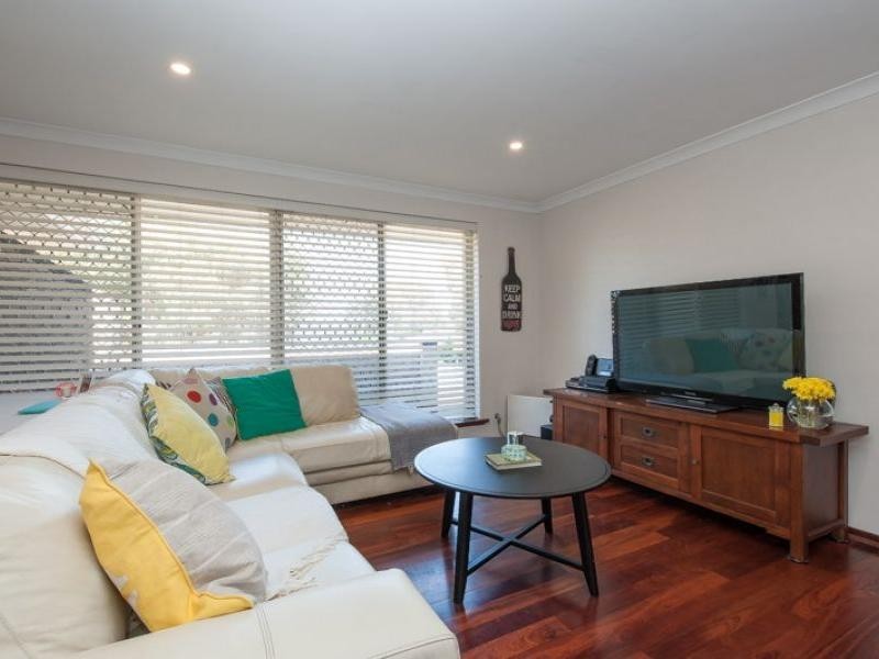 17 March Street, Gwelup WA 6018