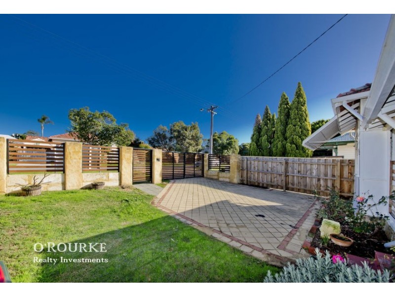 182 Holbeck Street, Doubleview WA 6018