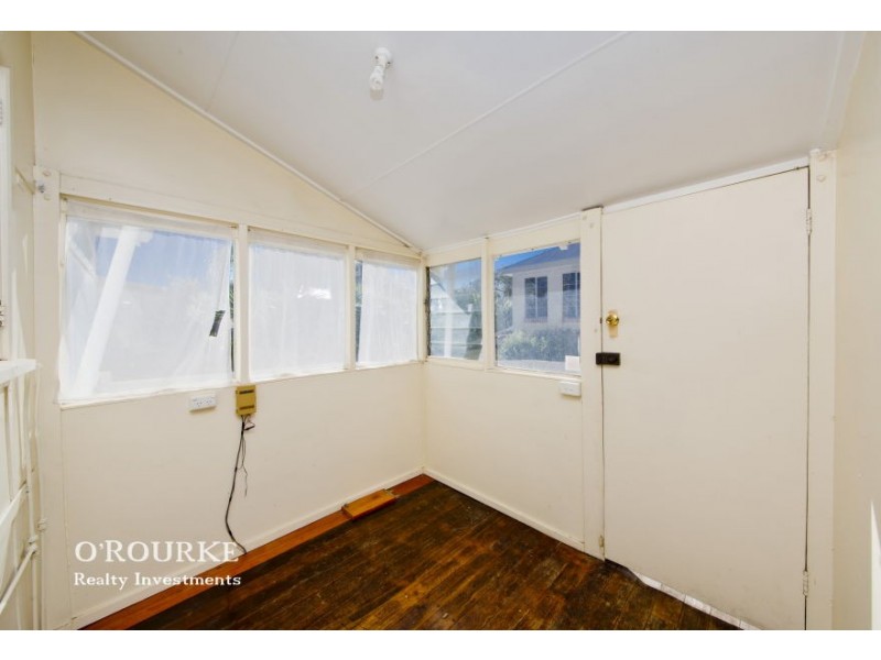 182 Holbeck Street, Doubleview WA 6018