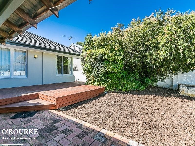 220 Hancock Street, Doubleview WA 6018